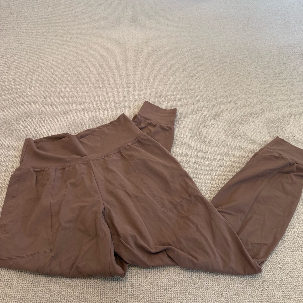 Athleta Salutation Joggers